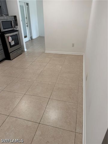 2496 42nd ST SW, Naples, FL 34116