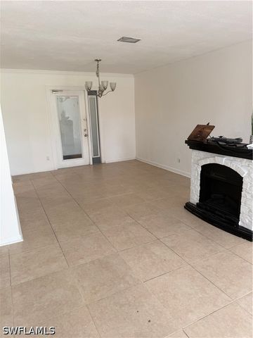 2496 42nd ST SW, Naples, FL 34116