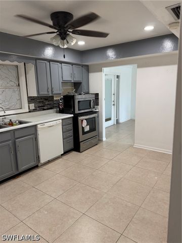 2496 42nd ST SW, Naples, FL 34116