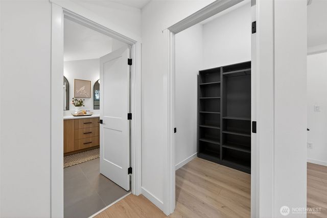 8510 15th Avenue NE, Seattle, WA 98115