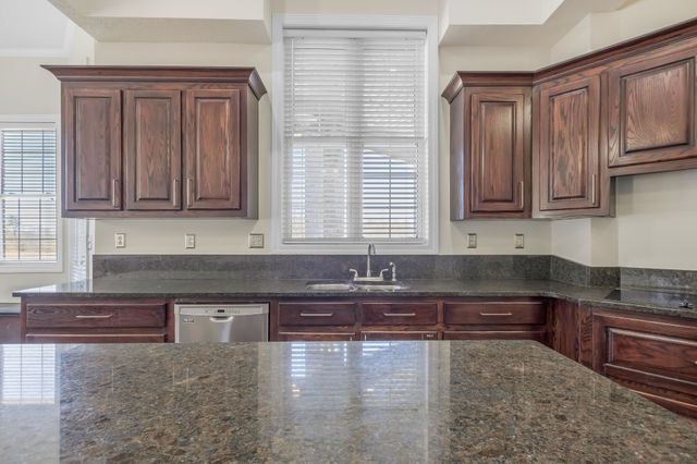 555 Randall Hitchcock Rd, Rock Island, TN 38581