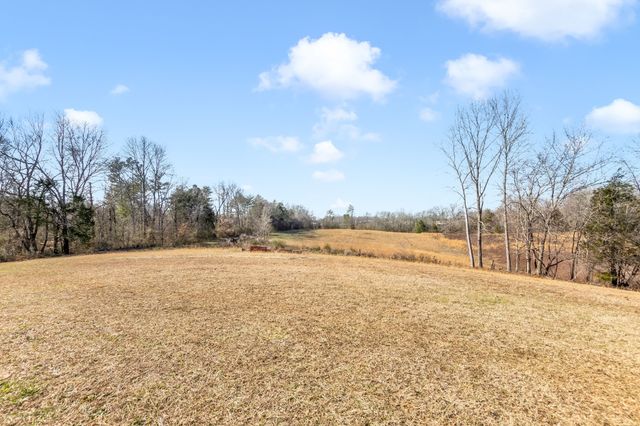 555 Randall Hitchcock Rd, Rock Island, TN 38581