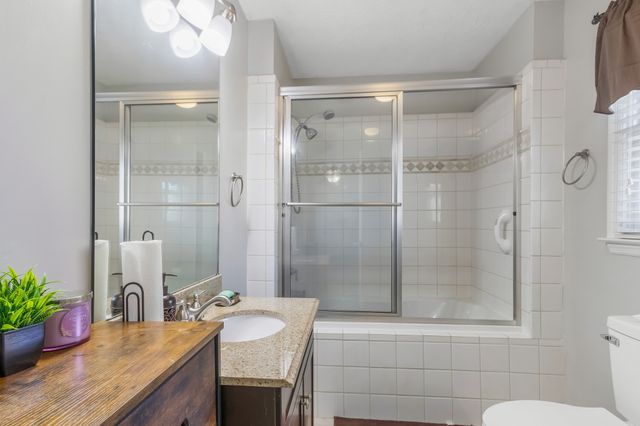 555 Randall Hitchcock Rd, Rock Island, TN 38581