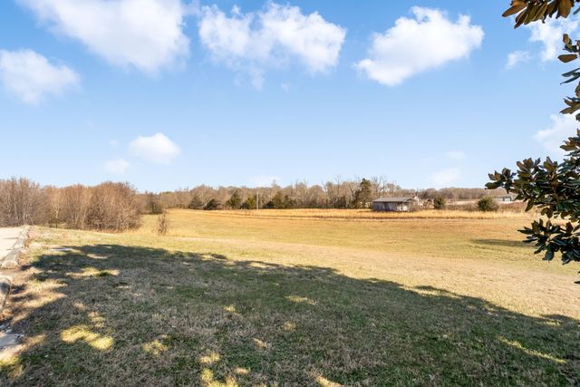 555 Randall Hitchcock Rd, Rock Island, TN 38581