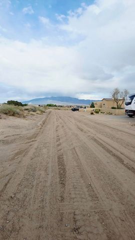 1742 14th Avenue SE, Rio Rancho, NM 87124