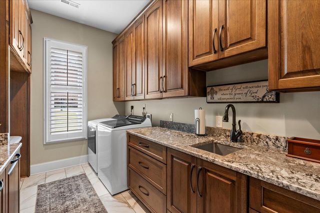 531 Kestrel Lane, Chattanooga, TN 37419