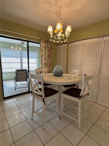 737 VIVIENDA WEST BOULEVARD 26, Venice, FL 34293