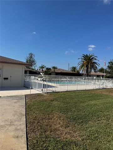 737 VIVIENDA WEST BOULEVARD 26, Venice, FL 34293