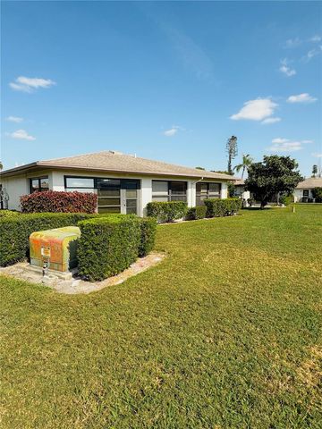 737 VIVIENDA WEST BOULEVARD 26, Venice, FL 34293