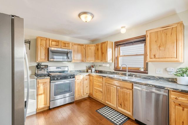 1612 Breda Avenue, Saint Paul, MN 55108