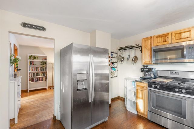 1612 Breda Avenue, Saint Paul, MN 55108