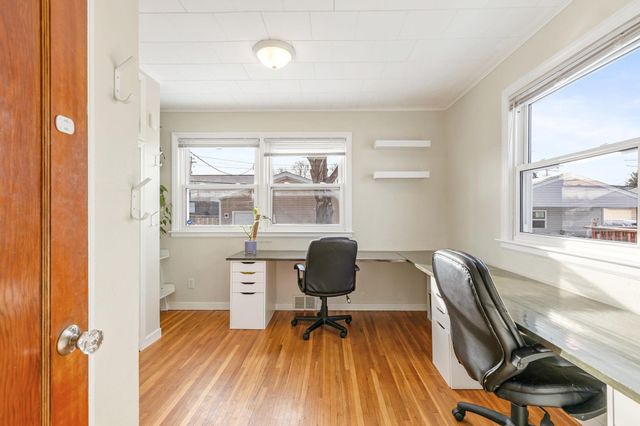 1612 Breda Avenue, Saint Paul, MN 55108