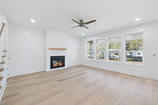 2015 W Hewett Road, Santa Rosa Beach, FL 32459