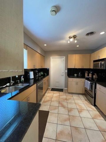 750 NE 72nd Ter, Miami, FL 33138