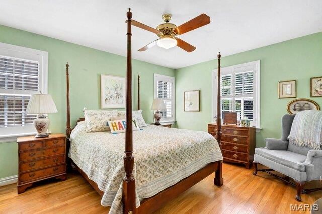 8124 Stratford Drive, Clayton, MO 63105