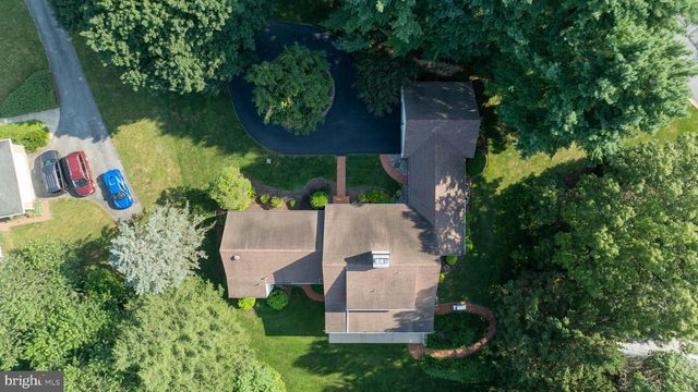 1326 STILLWATER RD, Lancaster, PA 17601