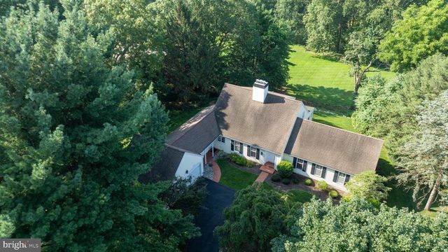 1326 STILLWATER RD, Lancaster, PA 17601