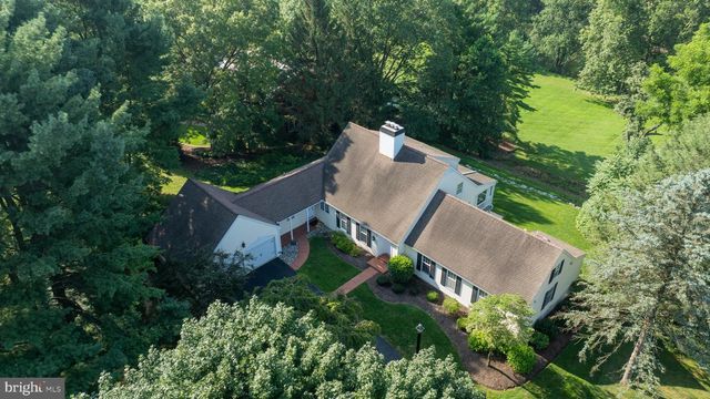 1326 STILLWATER RD, Lancaster, PA 17601