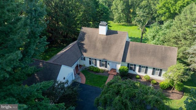 1326 STILLWATER RD, Lancaster, PA 17601