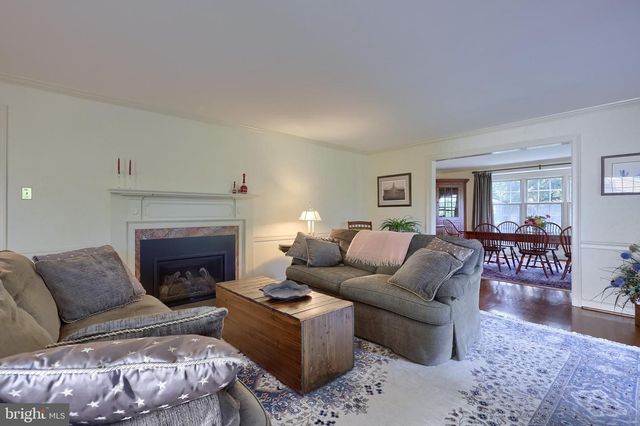 1326 STILLWATER RD, Lancaster, PA 17601