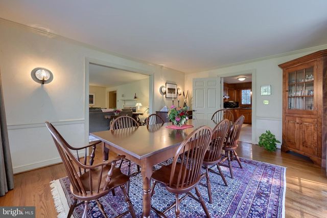 1326 STILLWATER RD, Lancaster, PA 17601