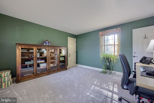 1326 STILLWATER RD, Lancaster, PA 17601