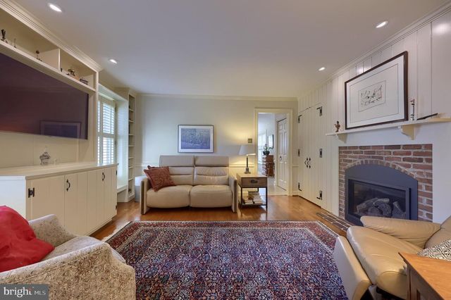 1326 STILLWATER RD, Lancaster, PA 17601