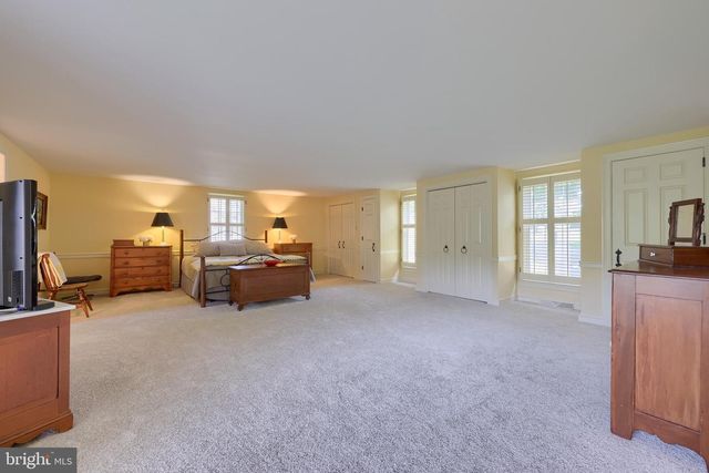 1326 STILLWATER RD, Lancaster, PA 17601