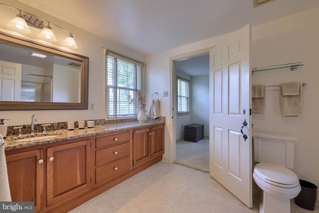 1326 STILLWATER RD, Lancaster, PA 17601