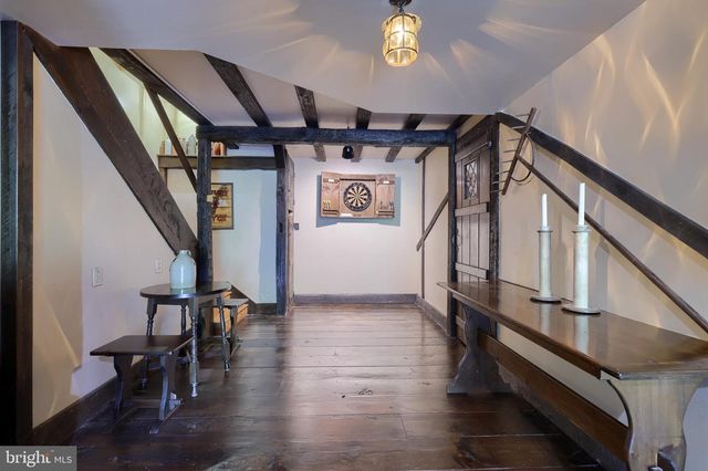 1326 STILLWATER RD, Lancaster, PA 17601