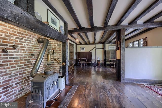 1326 STILLWATER RD, Lancaster, PA 17601