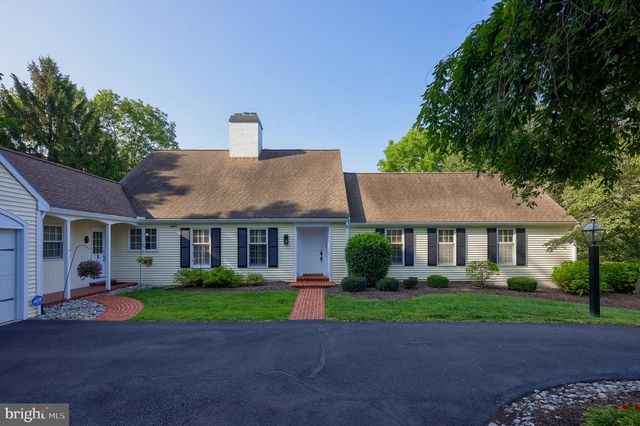 1326 STILLWATER RD, Lancaster, PA 17601