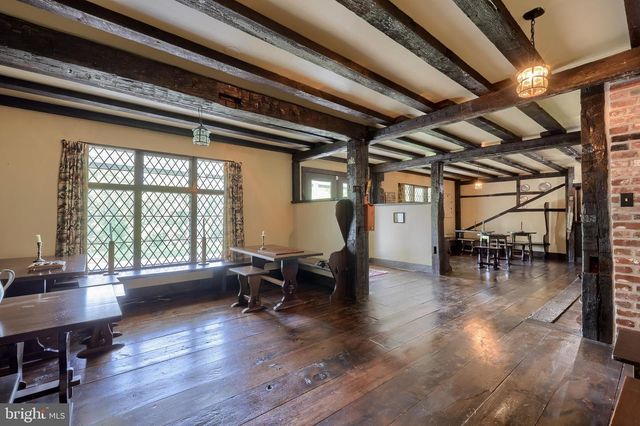 1326 STILLWATER RD, Lancaster, PA 17601