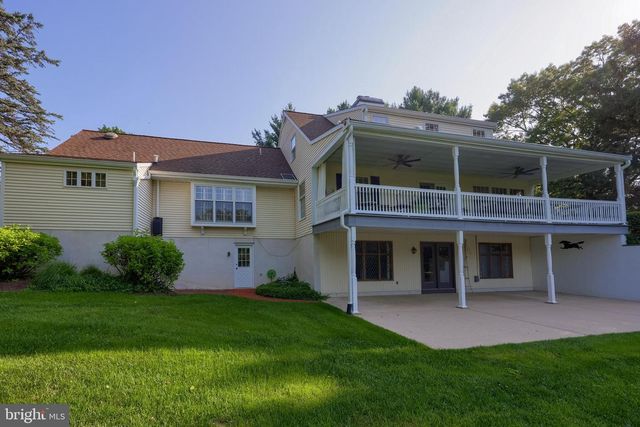 1326 STILLWATER RD, Lancaster, PA 17601