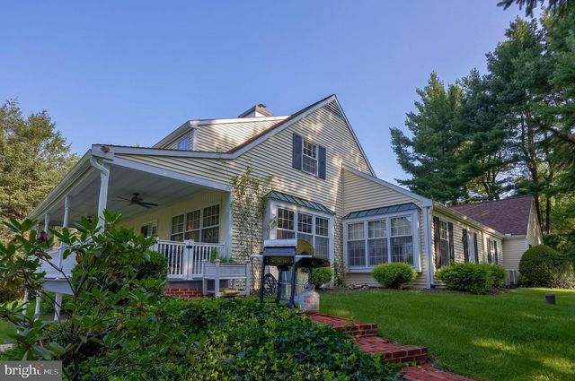 1326 STILLWATER RD, Lancaster, PA 17601