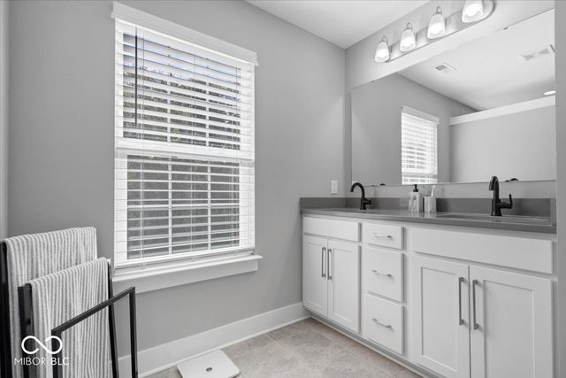 865 W Barouche, Pendleton, IN 46064