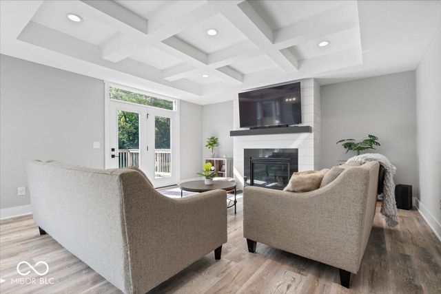 865 W Barouche, Pendleton, IN 46064