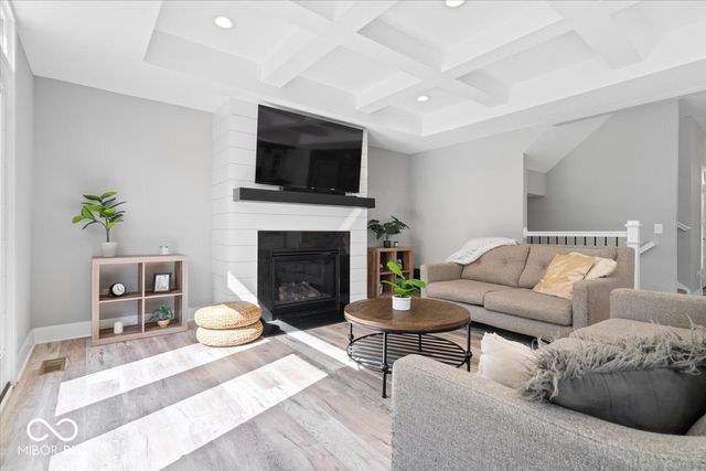 865 W Barouche, Pendleton, IN 46064