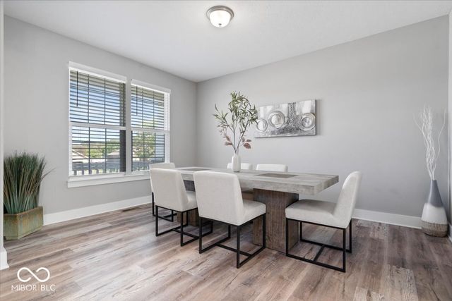 865 W Barouche, Pendleton, IN 46064