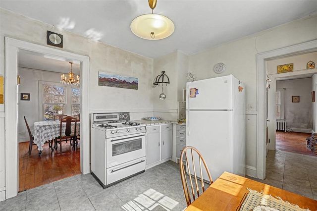 321 Roosevelt Avenue, Eau Claire, WI 54701