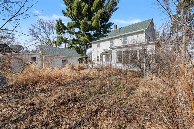 321 Roosevelt Avenue, Eau Claire, WI 54701