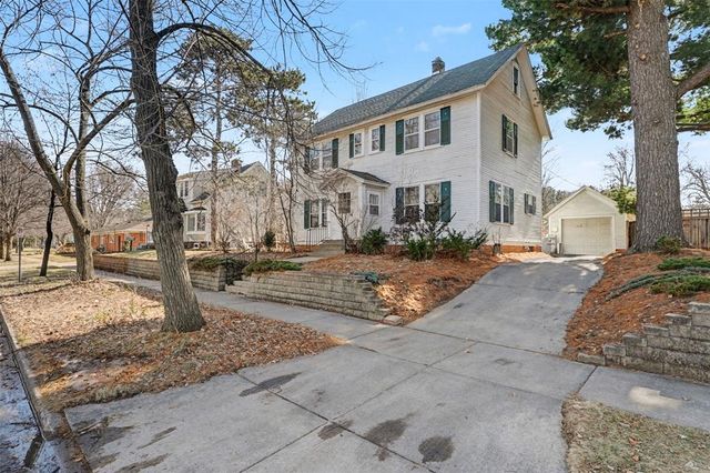 321 Roosevelt Avenue, Eau Claire, WI 54701