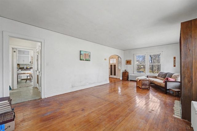 321 Roosevelt Avenue, Eau Claire, WI 54701