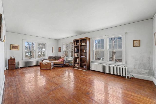 321 Roosevelt Avenue, Eau Claire, WI 54701