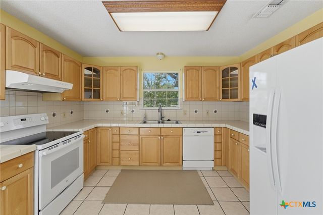 485 Pecan Falls, Canyon Lake, TX 78133