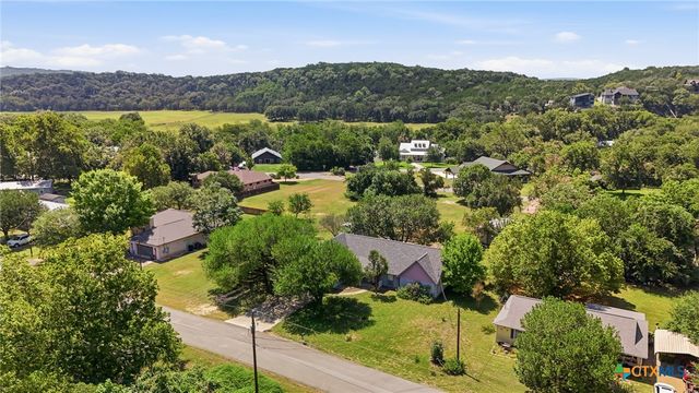 485 Pecan Falls, Canyon Lake, TX 78133