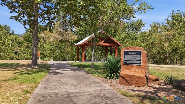 485 Pecan Falls, Canyon Lake, TX 78133