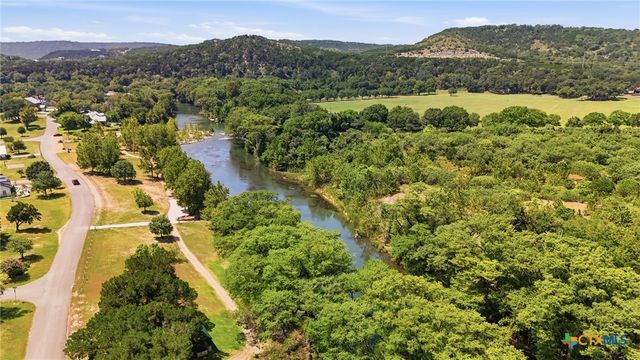 485 Pecan Falls, Canyon Lake, TX 78133