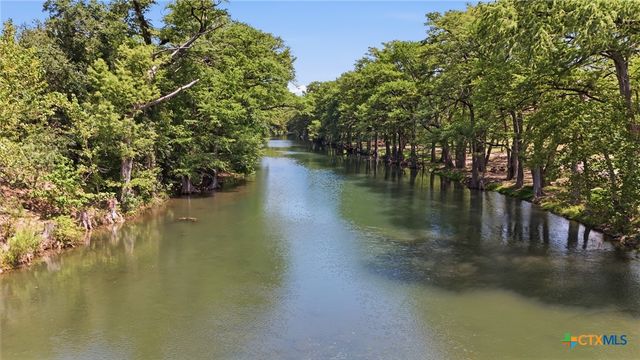 485 Pecan Falls, Canyon Lake, TX 78133
