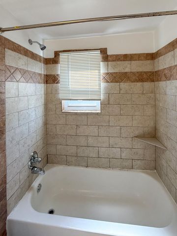 13460 Georgiana Avenue, Warren, MI 48089